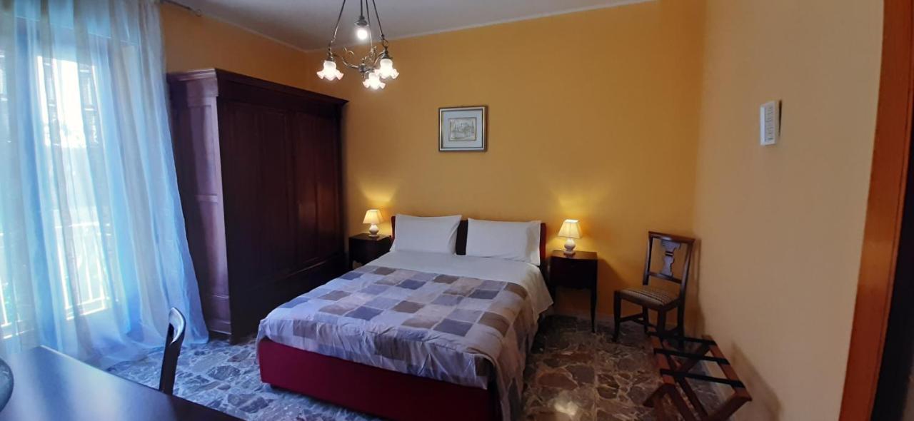 La Riviera Bed & Breakfast Милацо Екстериор снимка