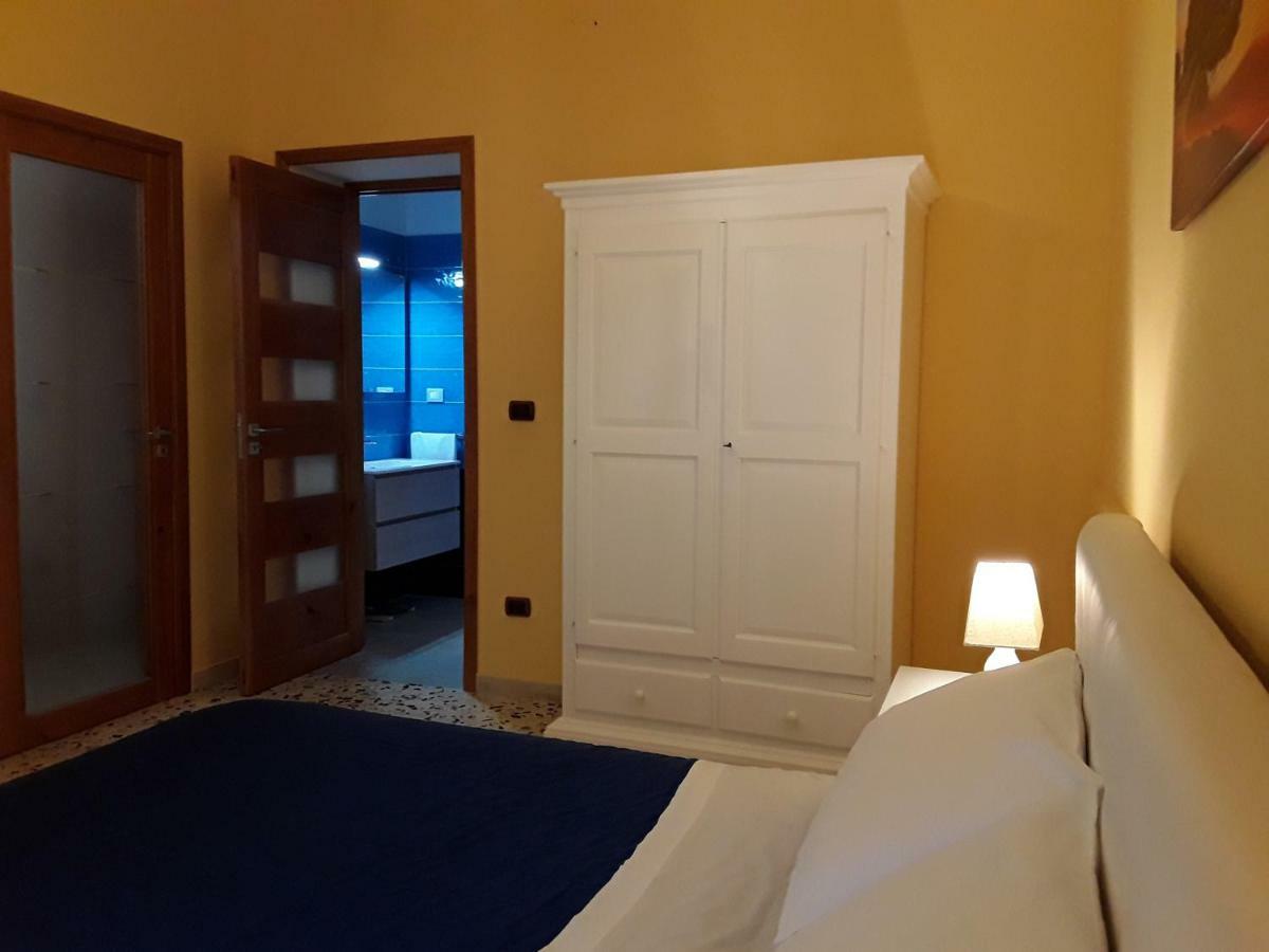 La Riviera Bed & Breakfast Милацо Екстериор снимка